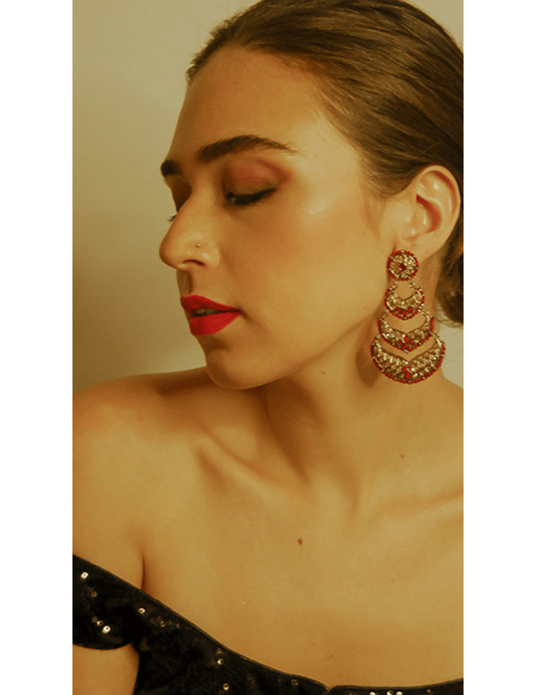 Vintage Dangling Gold Earring