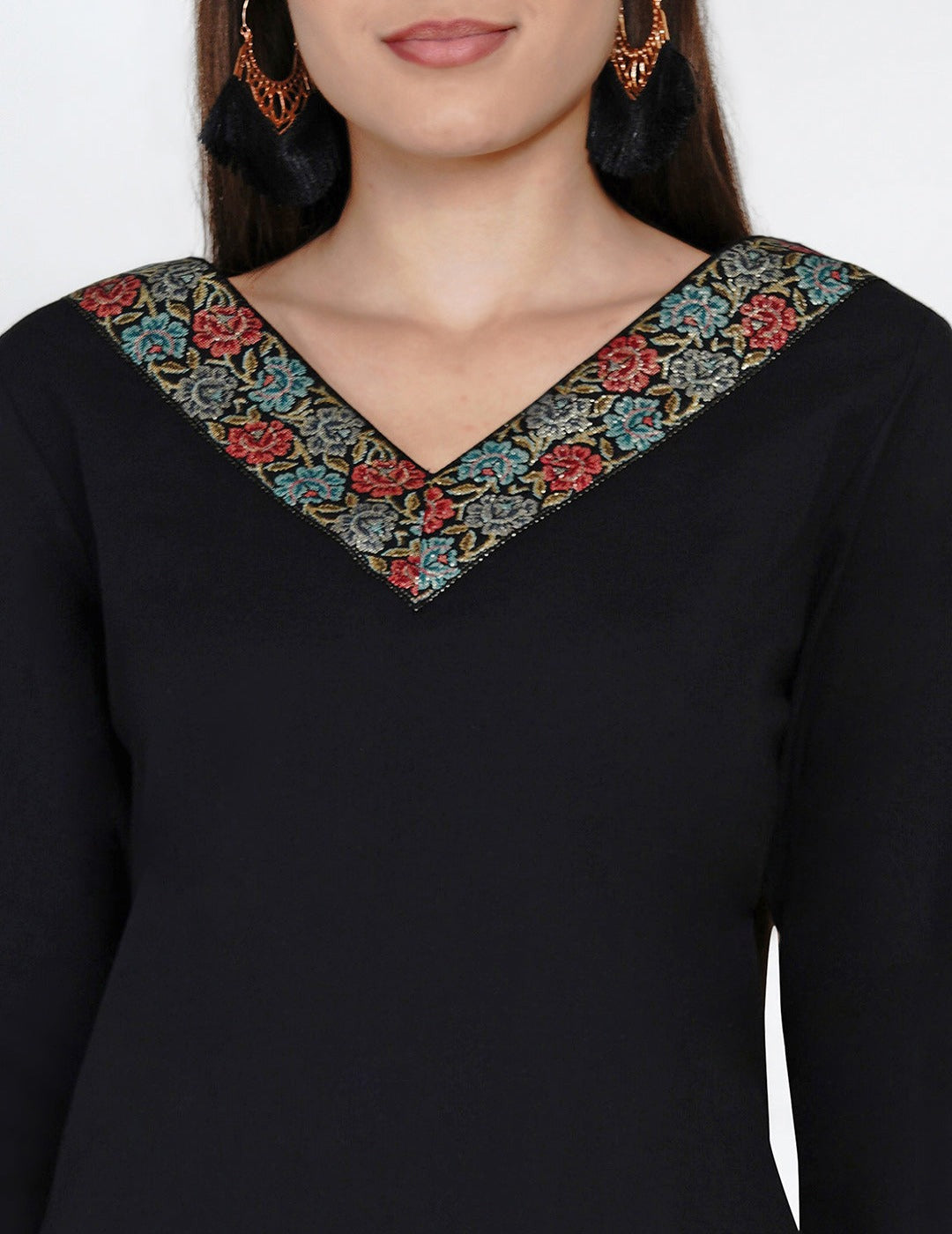 Black V-neck jacquard lace kurta