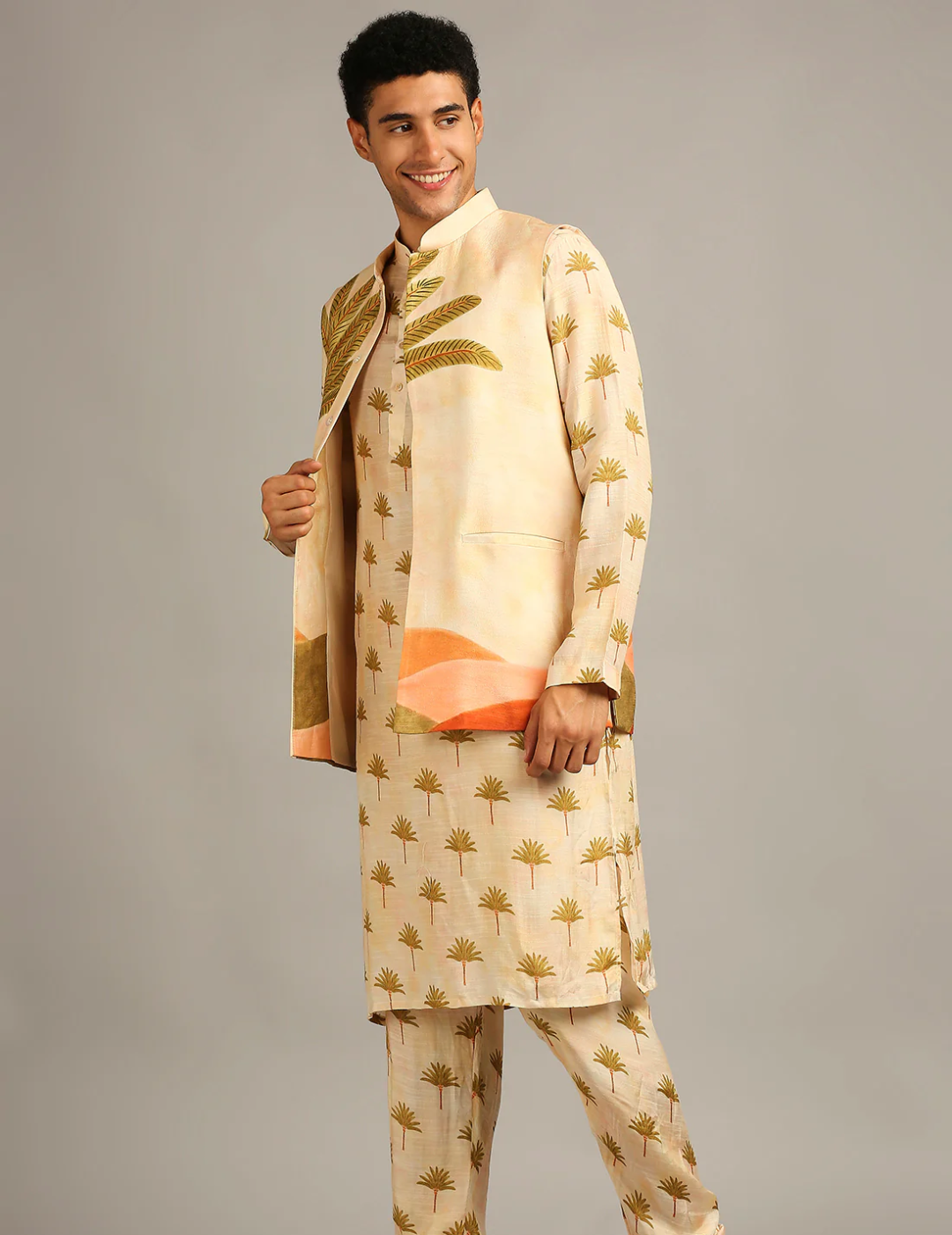 粉色 &amp; 金色 Cape Dhoti 套装