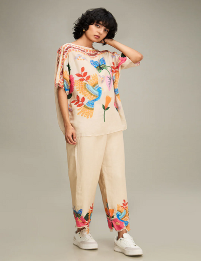 粉色 &amp; 金色 Cape Dhoti 套装