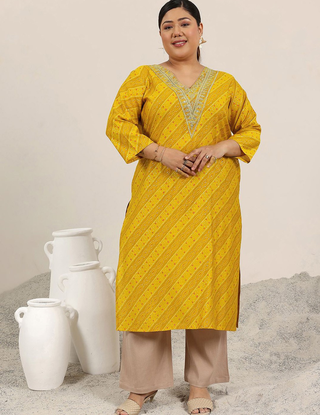 Mustard Bandhani Printed V-Neck Zari Straight Kurta