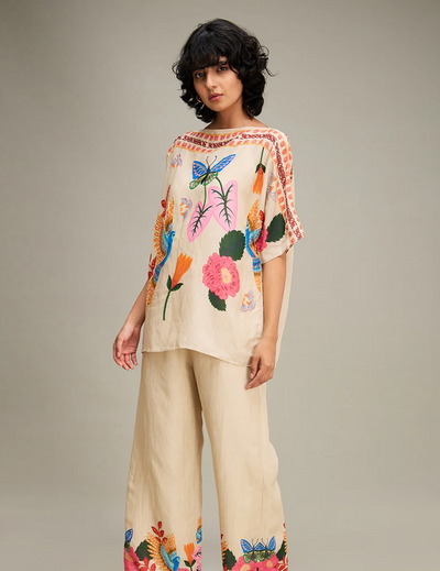 粉色 &amp; 金色 Cape Dhoti 套装