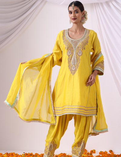 Sitara Yellow Kalidar Choga Set with Potli