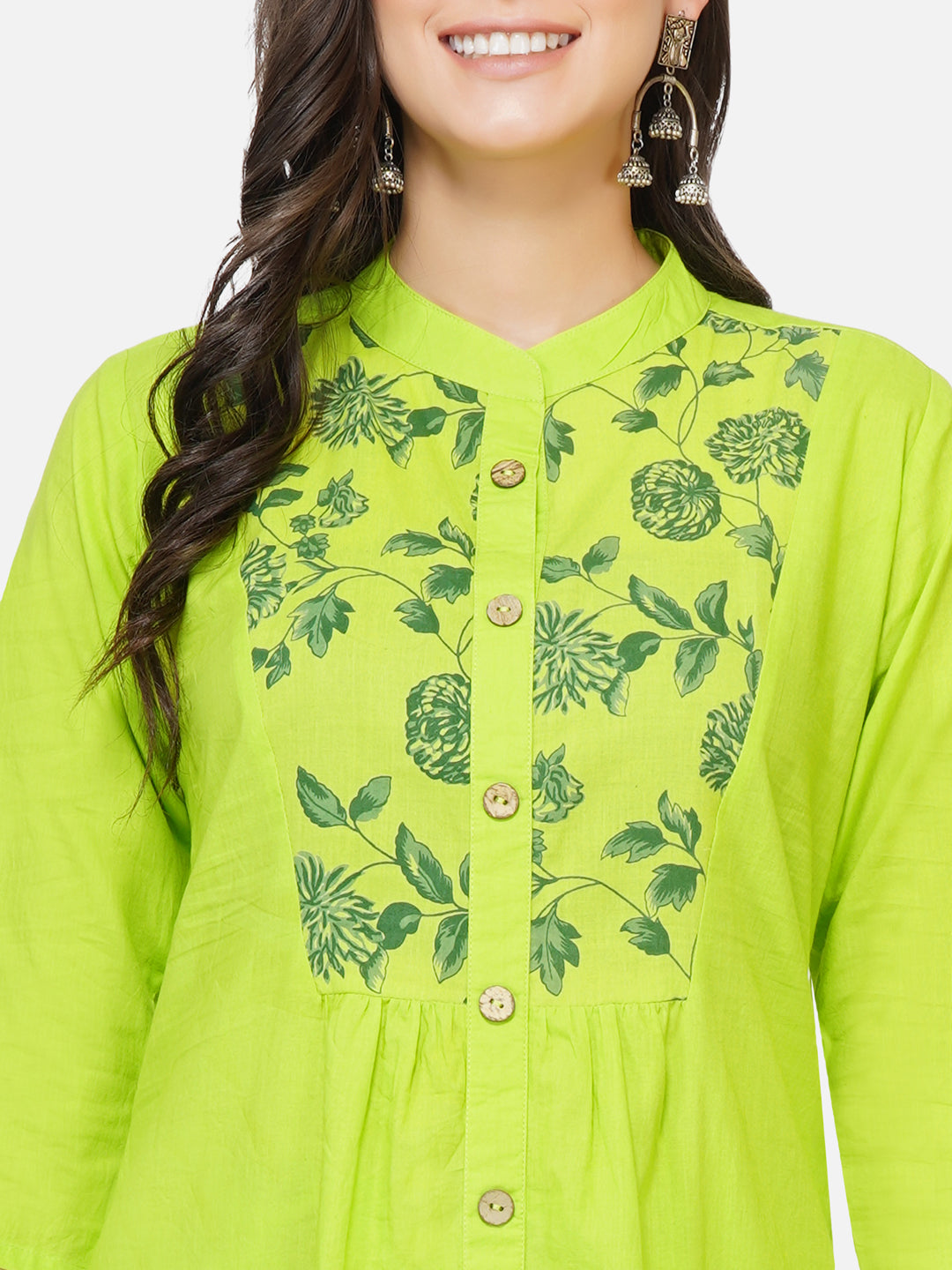 Green kurta with printed pants