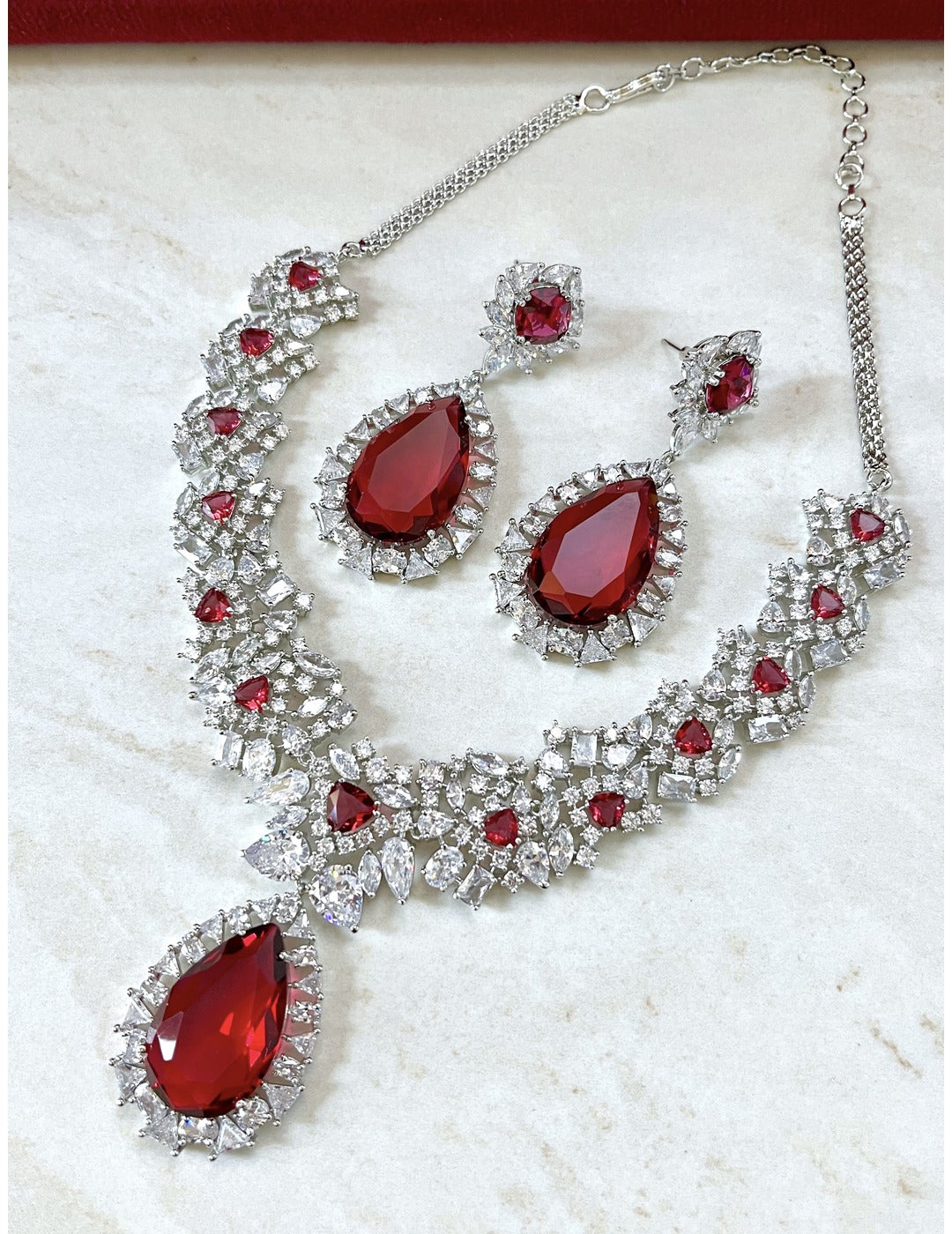 White Finish Zircon & Red Stone Necklace Set