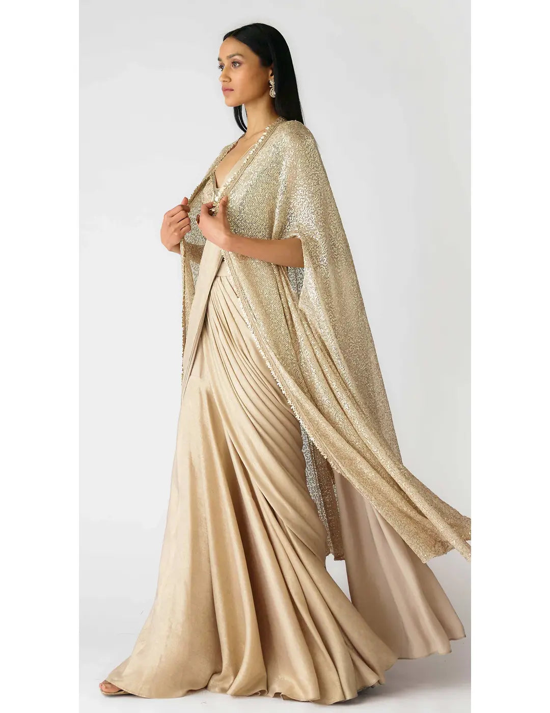 The Caped Shimmers Of Dawn Saree