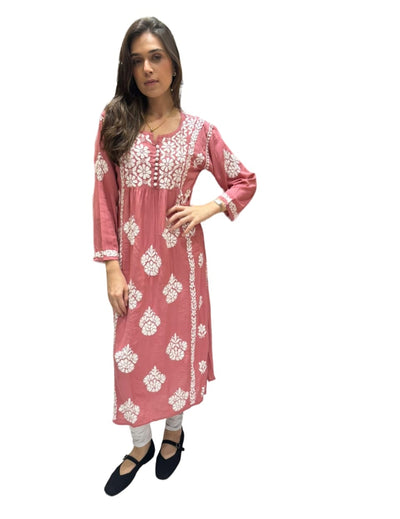 桃子 Chikankari Naira Cut Kurti